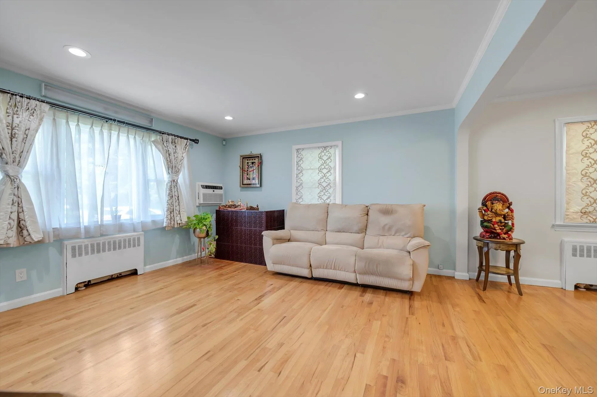 276 85th Avenue, Hempstead, NY, 4 Bedrooms Bedrooms, 9 Rooms Rooms,3 BathroomsBathrooms,Residential,For Rent,85th,0,1029525 276 85th Avenue, Hempstead, NY, 4 Bedrooms Bedrooms, 9 Rooms Rooms,3 BathroomsBathrooms,Residential,For Rent,85th,0,1029525