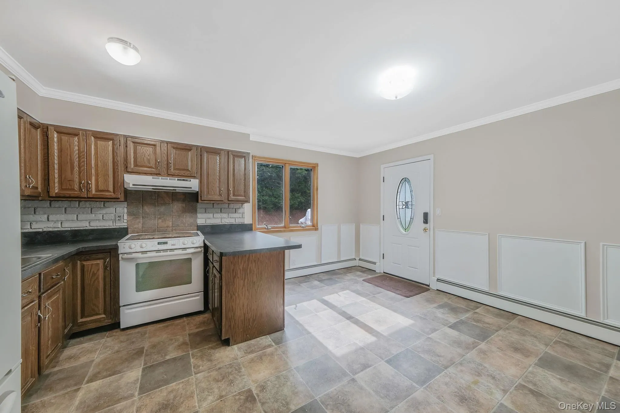 26 Heritage Place, Smithtown, NY, 4 Bedrooms Bedrooms, 10 Rooms Rooms,2 BathroomsBathrooms,Residential,For Rent,Heritage,0,1029526 26 Heritage Place, Smithtown, NY, 4 Bedrooms Bedrooms, 10 Rooms Rooms,2 BathroomsBathrooms,Residential,For Rent,Heritage,0,1029526