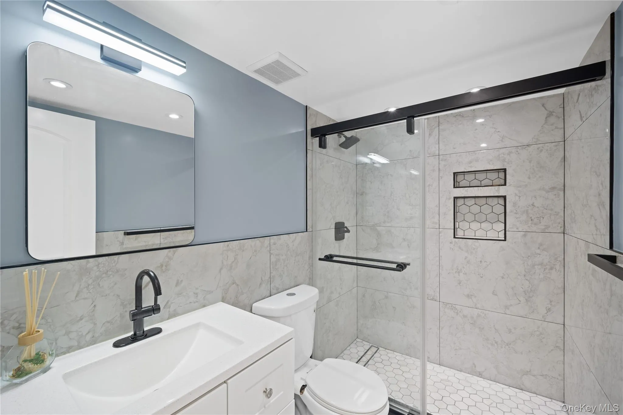 Second Bath Room Second Bath Room