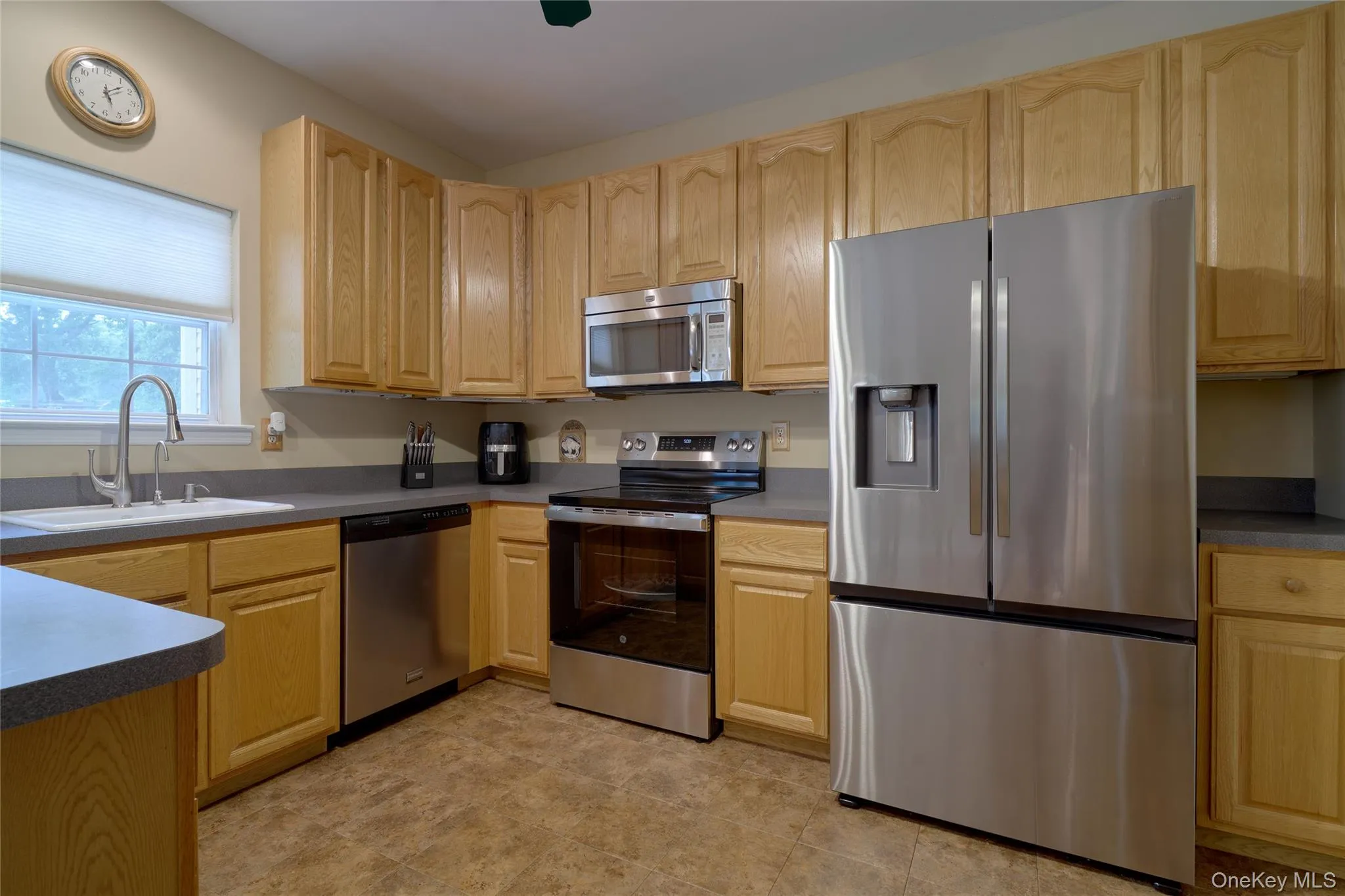 11 Embassy Road, Brookhaven, NY, 3 Bedrooms Bedrooms, 8 Rooms Rooms,2 BathroomsBathrooms,Residential,For Rent,Embassy,0,1029531 11 Embassy Road, Brookhaven, NY, 3 Bedrooms Bedrooms, 8 Rooms Rooms,2 BathroomsBathrooms,Residential,For Rent,Embassy,0,1029531