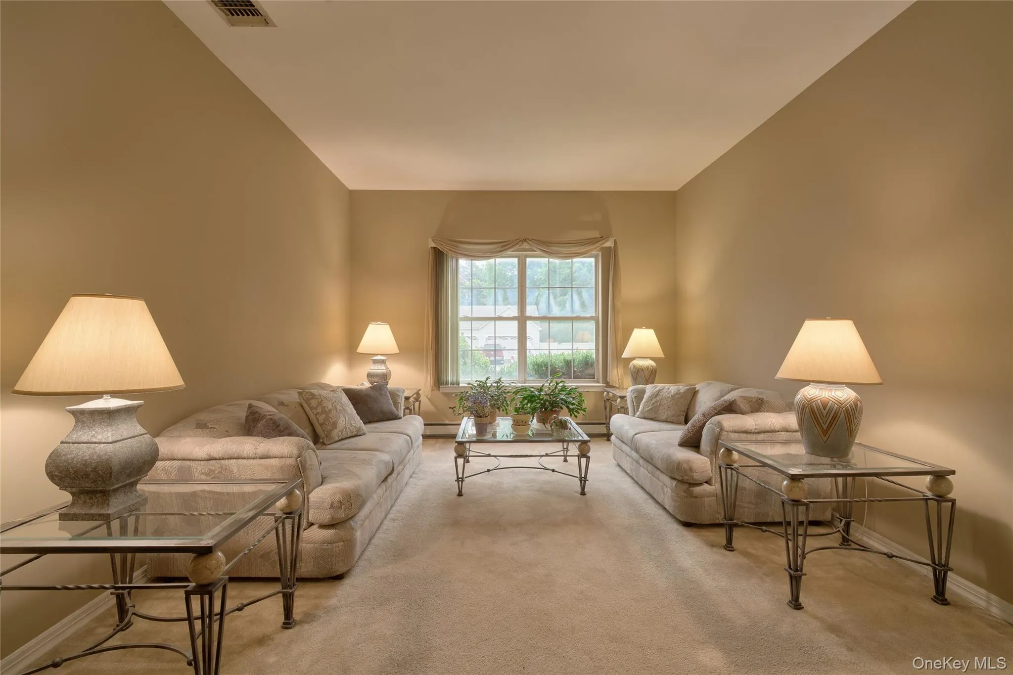 11 Embassy Road, Brookhaven, NY, 3 Bedrooms Bedrooms, 8 Rooms Rooms,2 BathroomsBathrooms,Residential,For Rent,Embassy,0,1029531 11 Embassy Road, Brookhaven, NY, 3 Bedrooms Bedrooms, 8 Rooms Rooms,2 BathroomsBathrooms,Residential,For Rent,Embassy,0,1029531