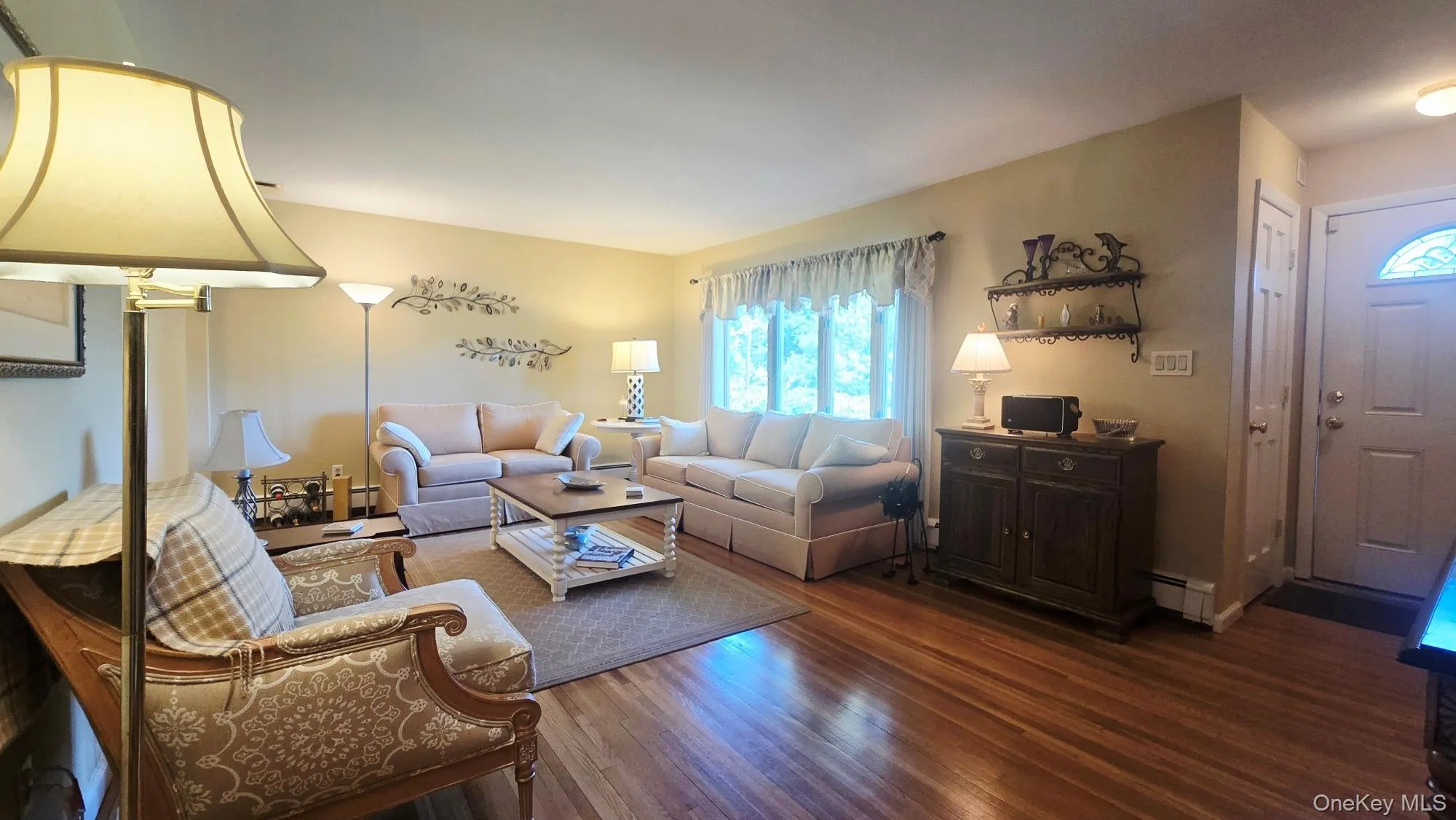 27 Humphrey Drive, Oyster Bay, NY, 4 Bedrooms Bedrooms, 9 Rooms Rooms,2 BathroomsBathrooms,Residential,For Rent,Humphrey,0,1029538 27 Humphrey Drive, Oyster Bay, NY, 4 Bedrooms Bedrooms, 9 Rooms Rooms,2 BathroomsBathrooms,Residential,For Rent,Humphrey,0,1029538