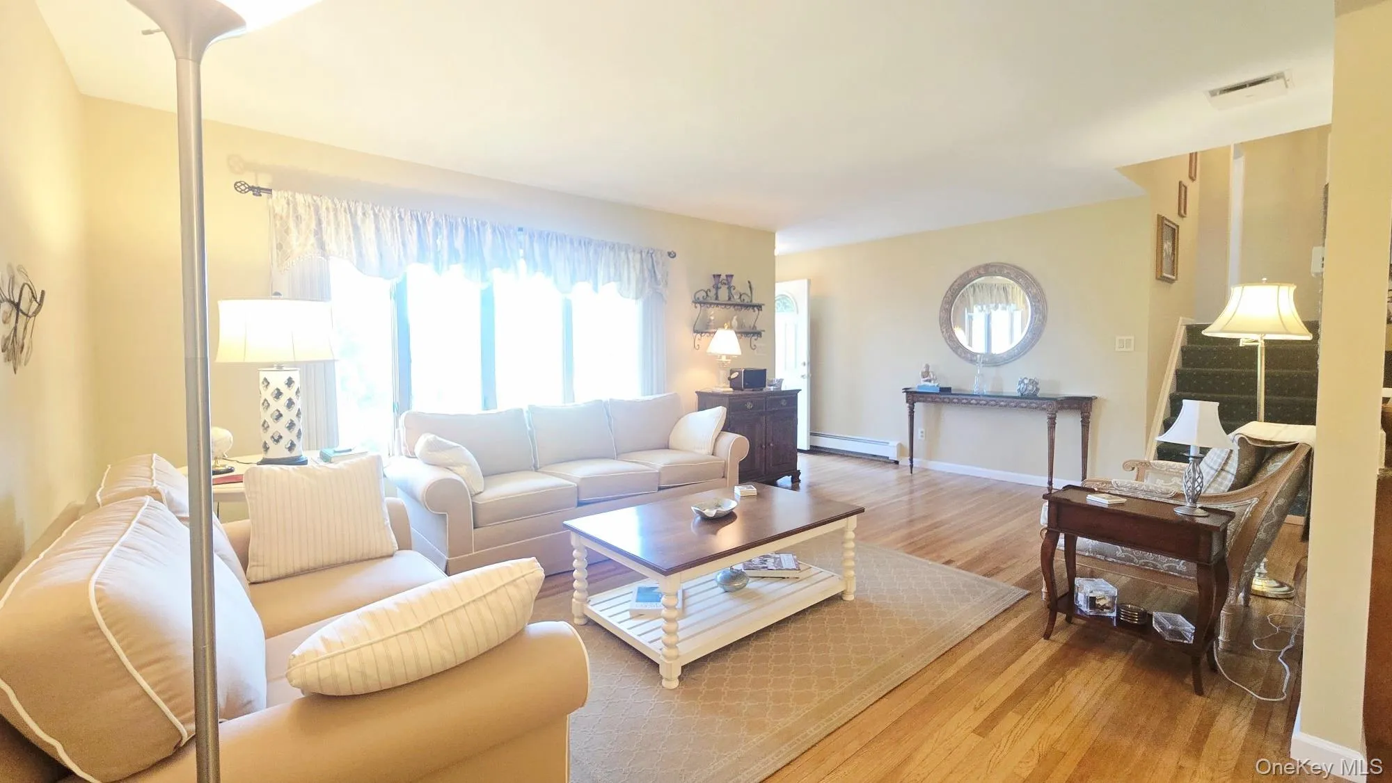 27 Humphrey Drive, Oyster Bay, NY, 4 Bedrooms Bedrooms, 9 Rooms Rooms,2 BathroomsBathrooms,Residential,For Rent,Humphrey,0,1029538 27 Humphrey Drive, Oyster Bay, NY, 4 Bedrooms Bedrooms, 9 Rooms Rooms,2 BathroomsBathrooms,Residential,For Rent,Humphrey,0,1029538