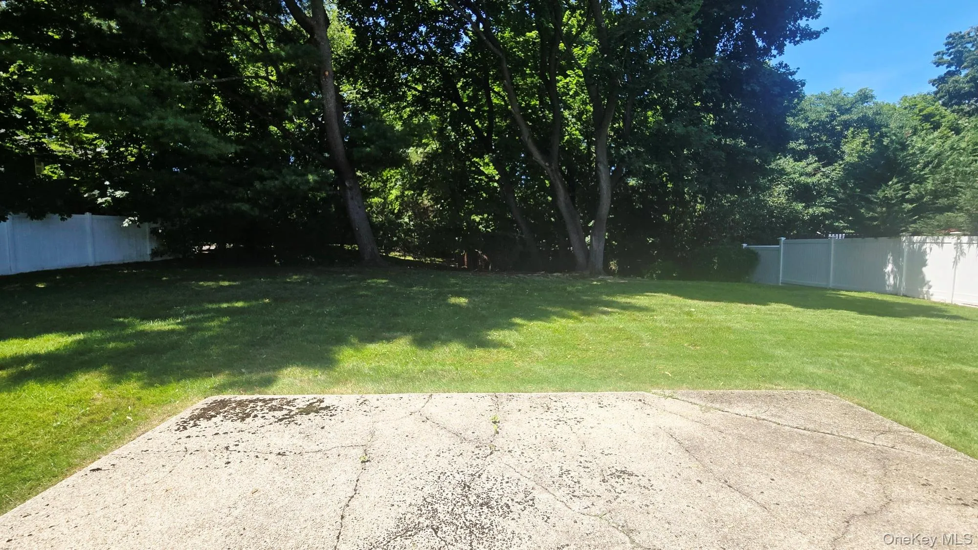 27 Humphrey Drive, Oyster Bay, NY, 4 Bedrooms Bedrooms, 9 Rooms Rooms,2 BathroomsBathrooms,Residential,For Rent,Humphrey,0,1029538 27 Humphrey Drive, Oyster Bay, NY, 4 Bedrooms Bedrooms, 9 Rooms Rooms,2 BathroomsBathrooms,Residential,For Rent,Humphrey,0,1029538