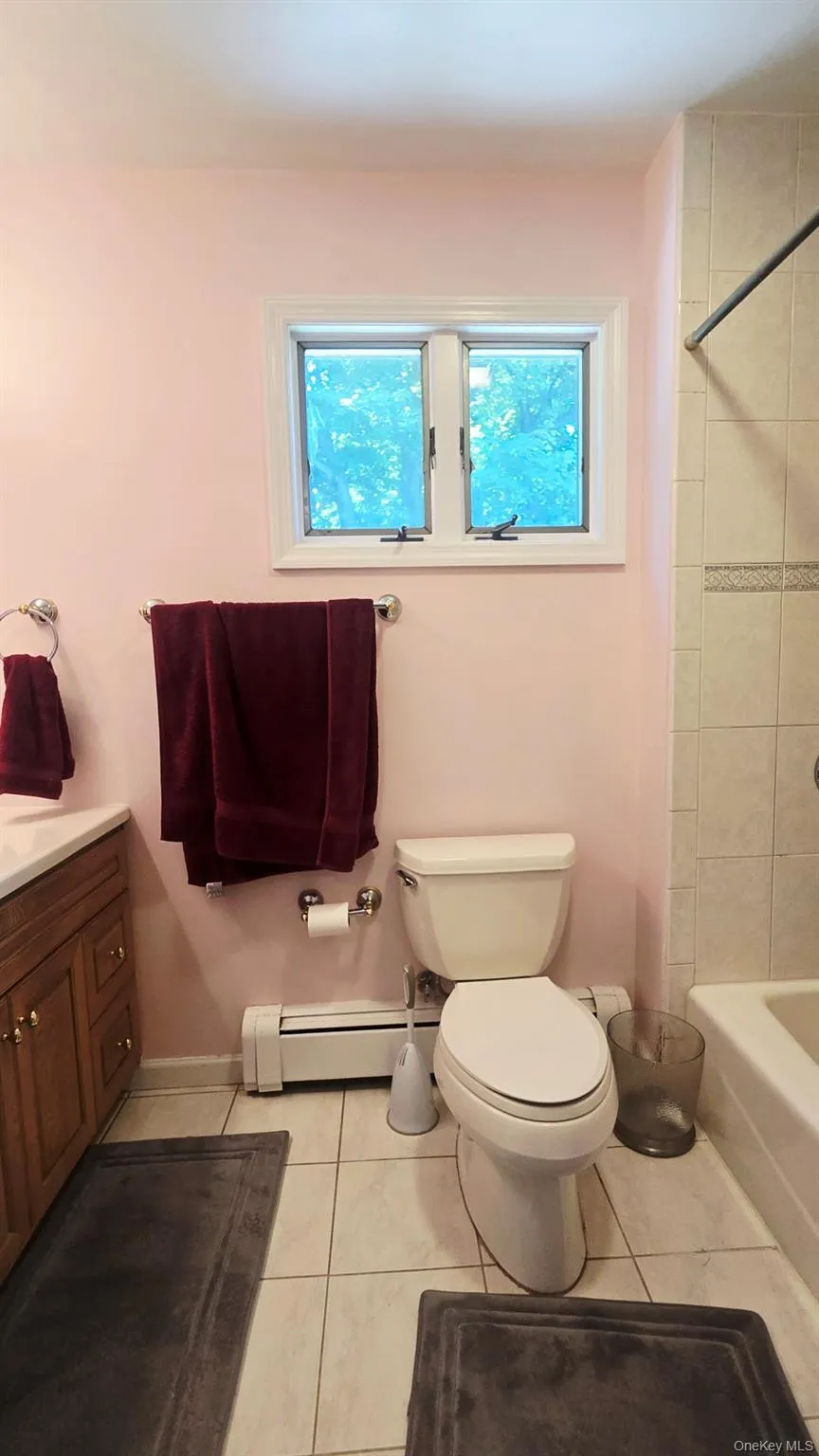 27 Humphrey Drive, Oyster Bay, NY, 4 Bedrooms Bedrooms, 9 Rooms Rooms,2 BathroomsBathrooms,Residential,For Rent,Humphrey,0,1029538 27 Humphrey Drive, Oyster Bay, NY, 4 Bedrooms Bedrooms, 9 Rooms Rooms,2 BathroomsBathrooms,Residential,For Rent,Humphrey,0,1029538