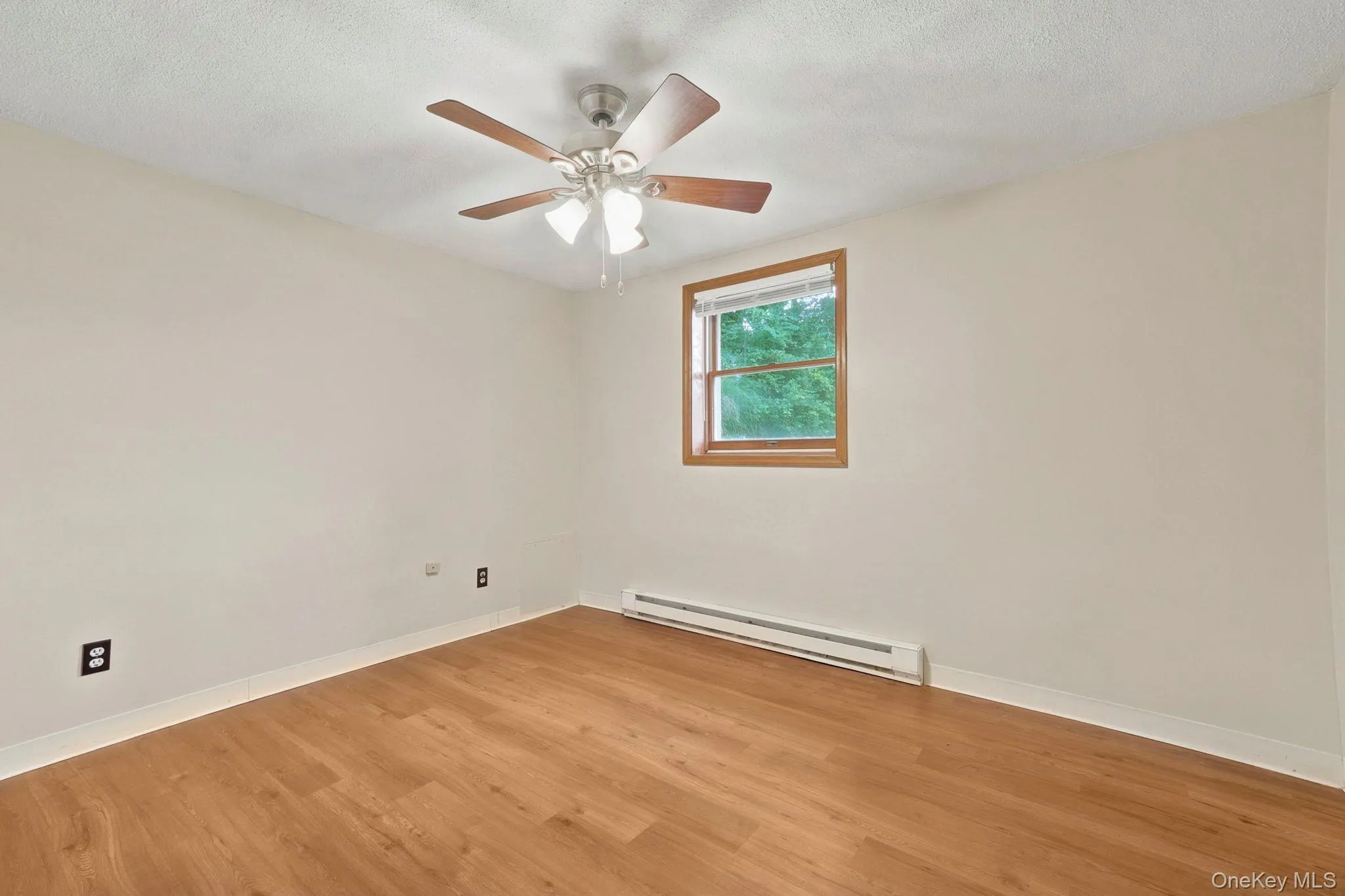 86 Spackenkill Road, Poughkeepsie, NY, 3 Bedrooms Bedrooms, 8 Rooms Rooms,2 BathroomsBathrooms,Residential,For Rent,Spackenkill,0,1029540 86 Spackenkill Road, Poughkeepsie, NY, 3 Bedrooms Bedrooms, 8 Rooms Rooms,2 BathroomsBathrooms,Residential,For Rent,Spackenkill,0,1029540