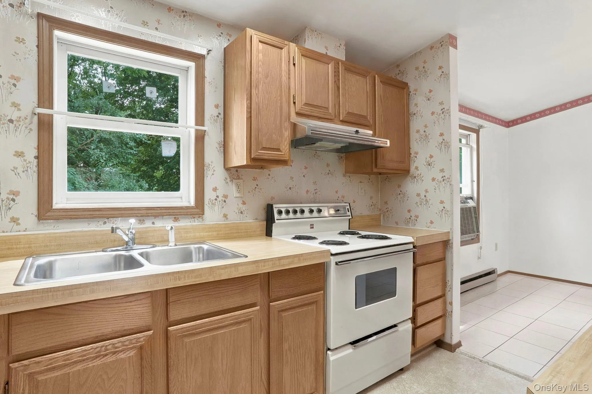 86 Spackenkill Road, Poughkeepsie, NY, 3 Bedrooms Bedrooms, 8 Rooms Rooms,2 BathroomsBathrooms,Residential,For Rent,Spackenkill,0,1029540 86 Spackenkill Road, Poughkeepsie, NY, 3 Bedrooms Bedrooms, 8 Rooms Rooms,2 BathroomsBathrooms,Residential,For Rent,Spackenkill,0,1029540