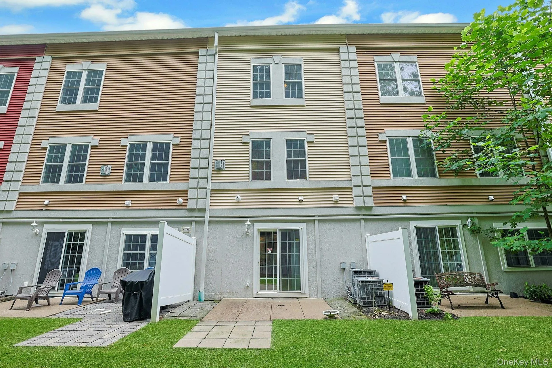 60 Alexander Court, Clarkstown, NY, 2 Bedrooms Bedrooms, 6 Rooms Rooms,3 BathroomsBathrooms,Residential,For Rent,Alexander,0,1029545 60 Alexander Court, Clarkstown, NY, 2 Bedrooms Bedrooms, 6 Rooms Rooms,3 BathroomsBathrooms,Residential,For Rent,Alexander,0,1029545