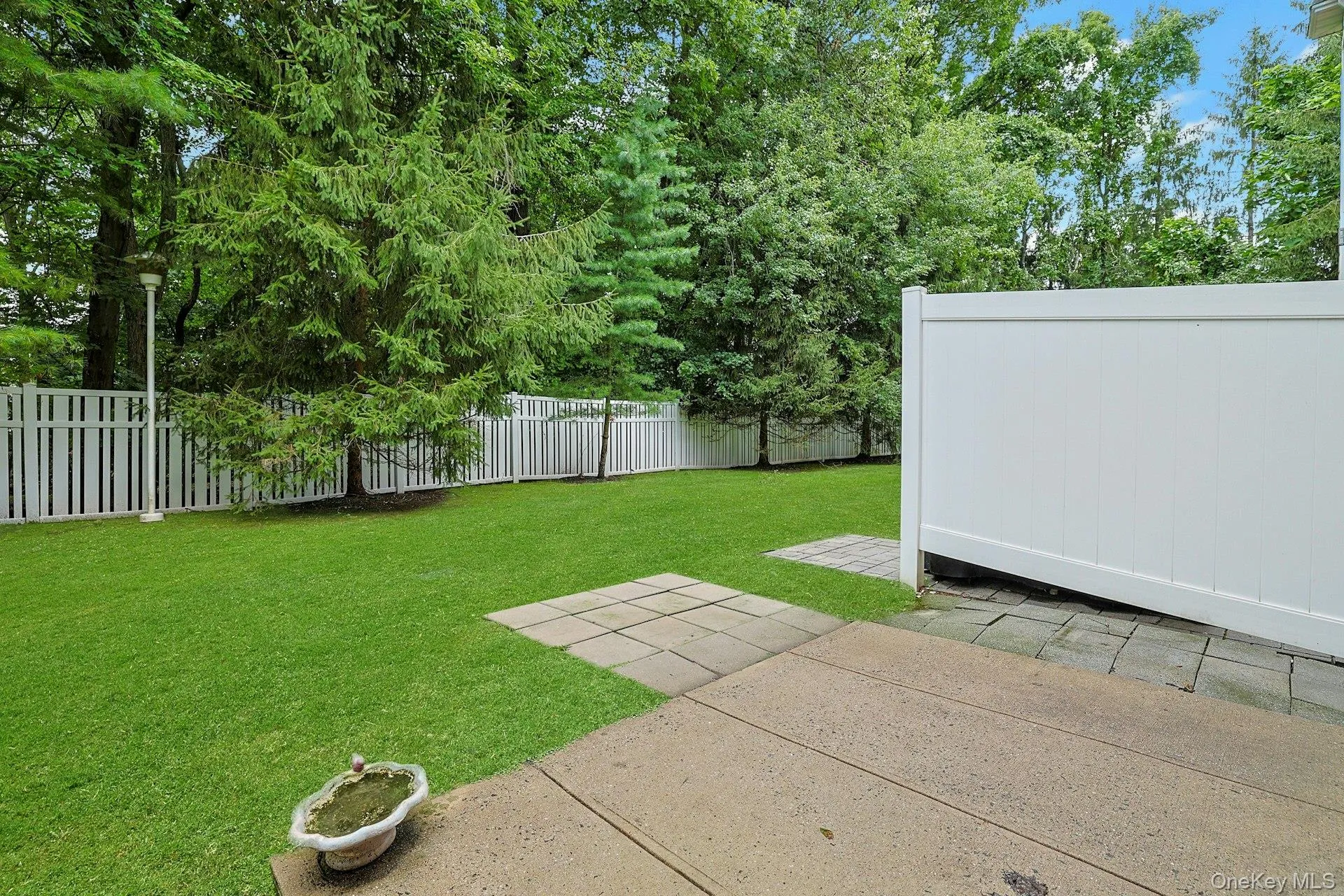 60 Alexander Court, Clarkstown, NY, 2 Bedrooms Bedrooms, 6 Rooms Rooms,3 BathroomsBathrooms,Residential,For Rent,Alexander,0,1029545 60 Alexander Court, Clarkstown, NY, 2 Bedrooms Bedrooms, 6 Rooms Rooms,3 BathroomsBathrooms,Residential,For Rent,Alexander,0,1029545