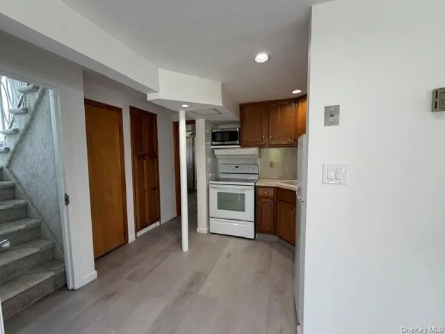276 Lewis Avenue, Babylon, NY, 5 Bedrooms Bedrooms, 10 Rooms Rooms,2 BathroomsBathrooms,Residential,For Rent,Lewis,0,1029546 276 Lewis Avenue, Babylon, NY, 5 Bedrooms Bedrooms, 10 Rooms Rooms,2 BathroomsBathrooms,Residential,For Rent,Lewis,0,1029546