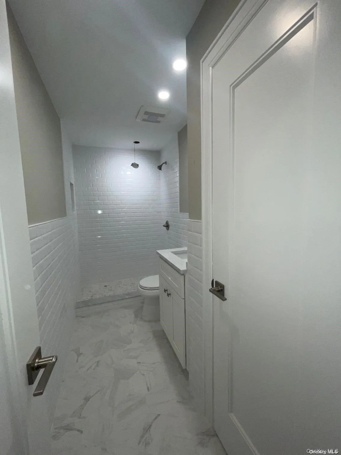 3874 JERUSALEM Avenue, Hempstead, NY, 3 Bedrooms Bedrooms, 6 Rooms Rooms,1 BathroomBathrooms,Residential Lease,For Rent,JERUSALEM,0,1029550 3874 JERUSALEM Avenue, Hempstead, NY, 3 Bedrooms Bedrooms, 6 Rooms Rooms,1 BathroomBathrooms,Residential Lease,For Rent,JERUSALEM,0,1029550