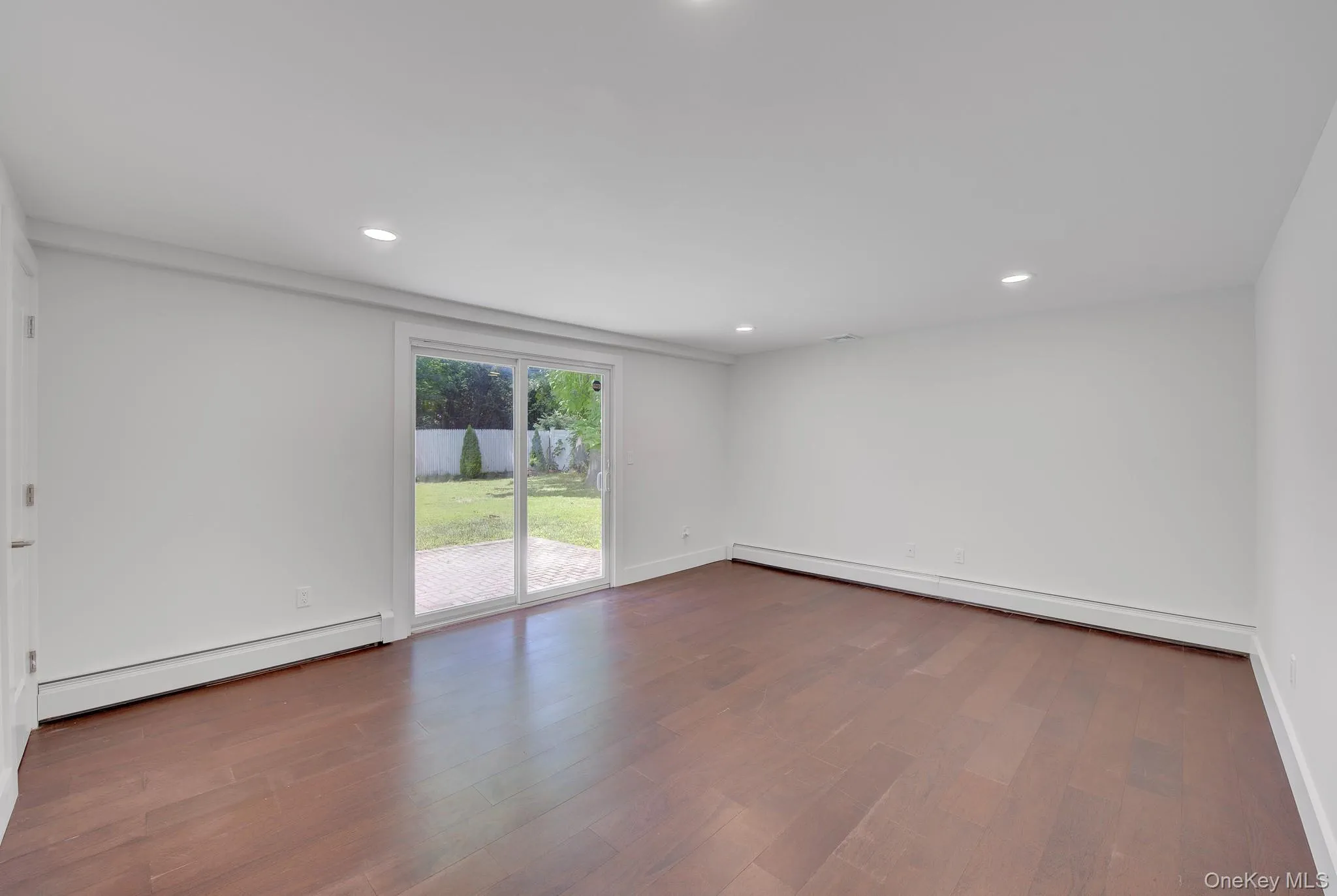 10 Shenandoah Boulevard, Brookhaven, NY, 4 Bedrooms Bedrooms, 9 Rooms Rooms,2 BathroomsBathrooms,Residential,For Rent,Shenandoah,0,1029551 10 Shenandoah Boulevard, Brookhaven, NY, 4 Bedrooms Bedrooms, 9 Rooms Rooms,2 BathroomsBathrooms,Residential,For Rent,Shenandoah,0,1029551