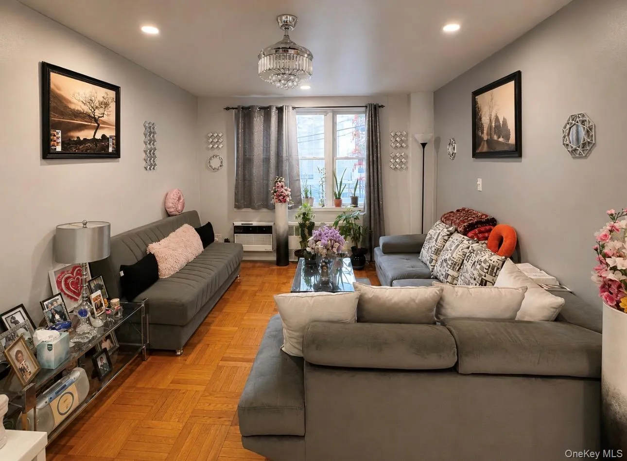 3520 Tryon Avenue, New York, NY, 1 Bedroom Bedrooms, 4 Rooms Rooms,1 BathroomBathrooms,Residential,For Rent,Tryon,0,1029560 3520 Tryon Avenue, New York, NY, 1 Bedroom Bedrooms, 4 Rooms Rooms,1 BathroomBathrooms,Residential,For Rent,Tryon,0,1029560