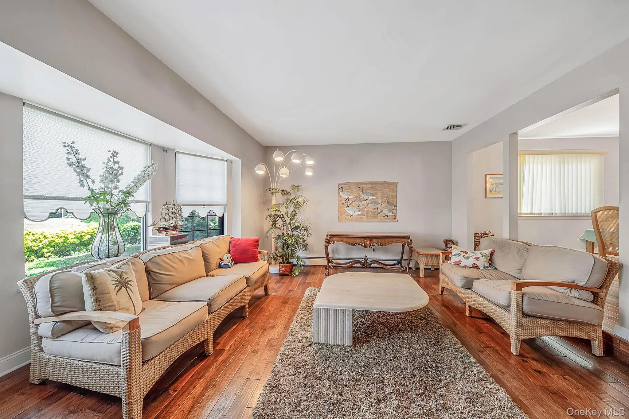 211 Meredith Lane, Hempstead, NY, 4 Bedrooms Bedrooms, 11 Rooms Rooms,2 BathroomsBathrooms,Residential,For Rent,Meredith,0,1029567 211 Meredith Lane, Hempstead, NY, 4 Bedrooms Bedrooms, 11 Rooms Rooms,2 BathroomsBathrooms,Residential,For Rent,Meredith,0,1029567