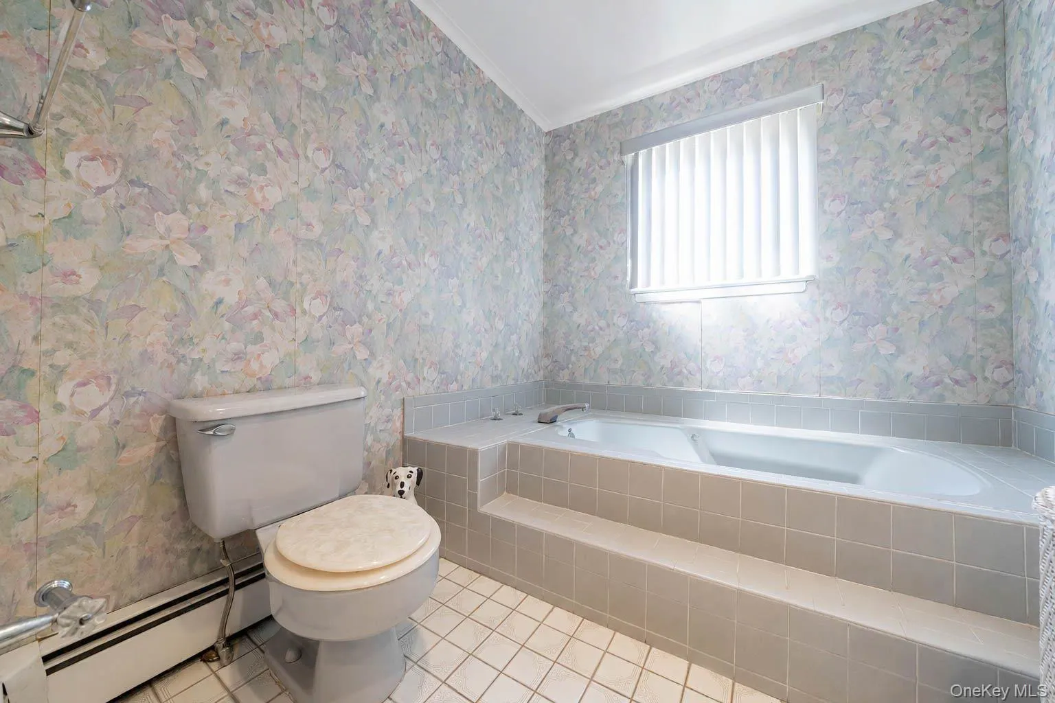 211 Meredith Lane, Hempstead, NY, 4 Bedrooms Bedrooms, 11 Rooms Rooms,2 BathroomsBathrooms,Residential,For Rent,Meredith,0,1029567 211 Meredith Lane, Hempstead, NY, 4 Bedrooms Bedrooms, 11 Rooms Rooms,2 BathroomsBathrooms,Residential,For Rent,Meredith,0,1029567