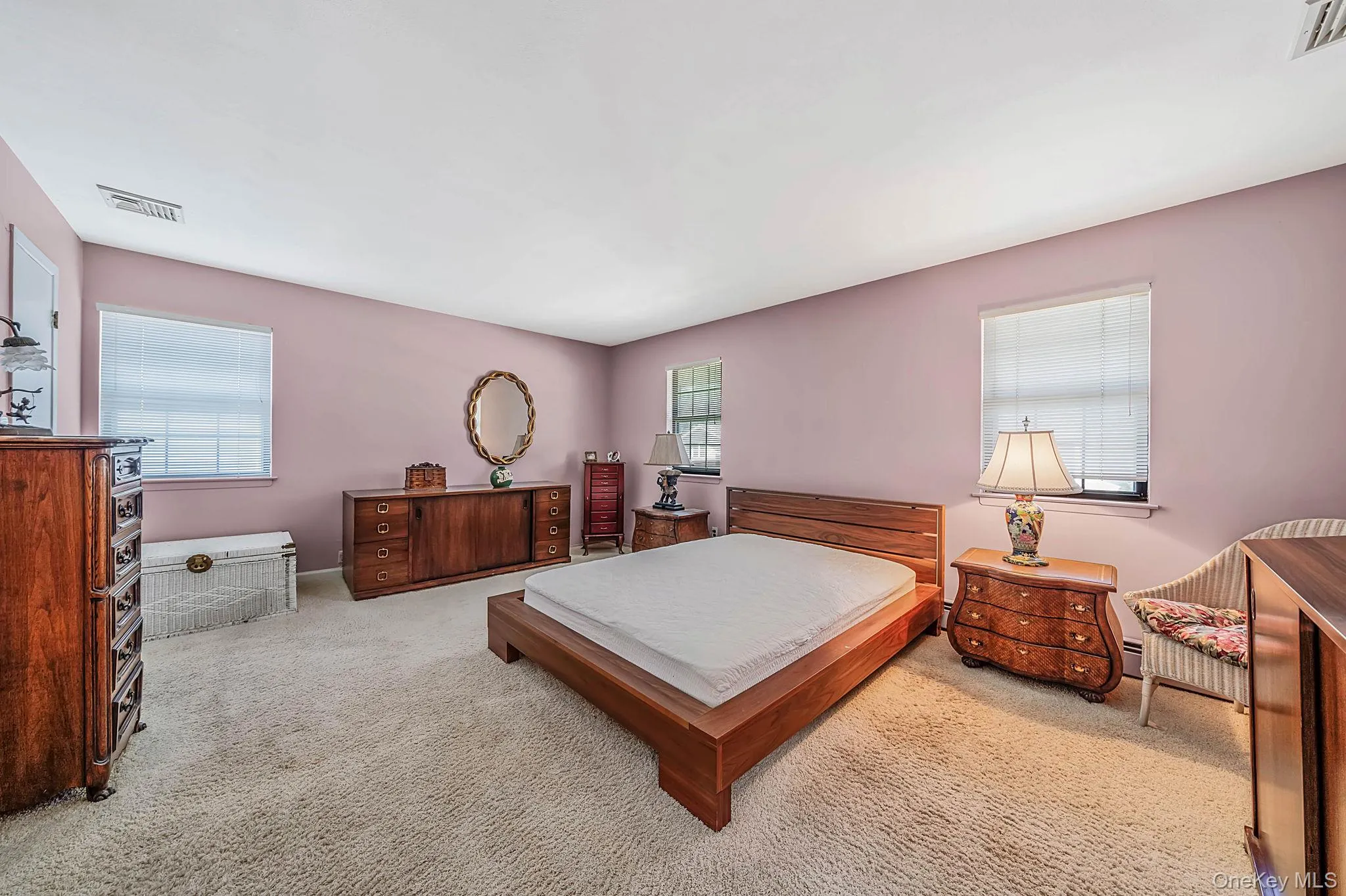 211 Meredith Lane, Hempstead, NY, 4 Bedrooms Bedrooms, 11 Rooms Rooms,2 BathroomsBathrooms,Residential,For Rent,Meredith,0,1029567 211 Meredith Lane, Hempstead, NY, 4 Bedrooms Bedrooms, 11 Rooms Rooms,2 BathroomsBathrooms,Residential,For Rent,Meredith,0,1029567