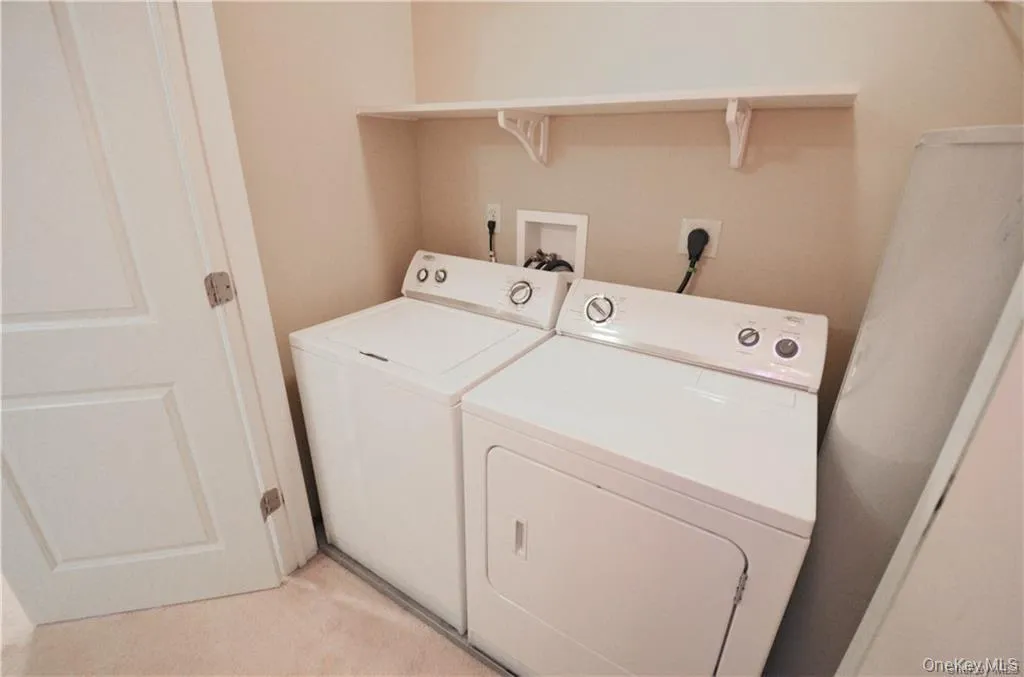 106 Canter Court, Goshen, NY, 2 Bedrooms Bedrooms, 5 Rooms Rooms,2 BathroomsBathrooms,Residential Lease,For Rent,Canter,0,1029577 106 Canter Court, Goshen, NY, 2 Bedrooms Bedrooms, 5 Rooms Rooms,2 BathroomsBathrooms,Residential Lease,For Rent,Canter,0,1029577