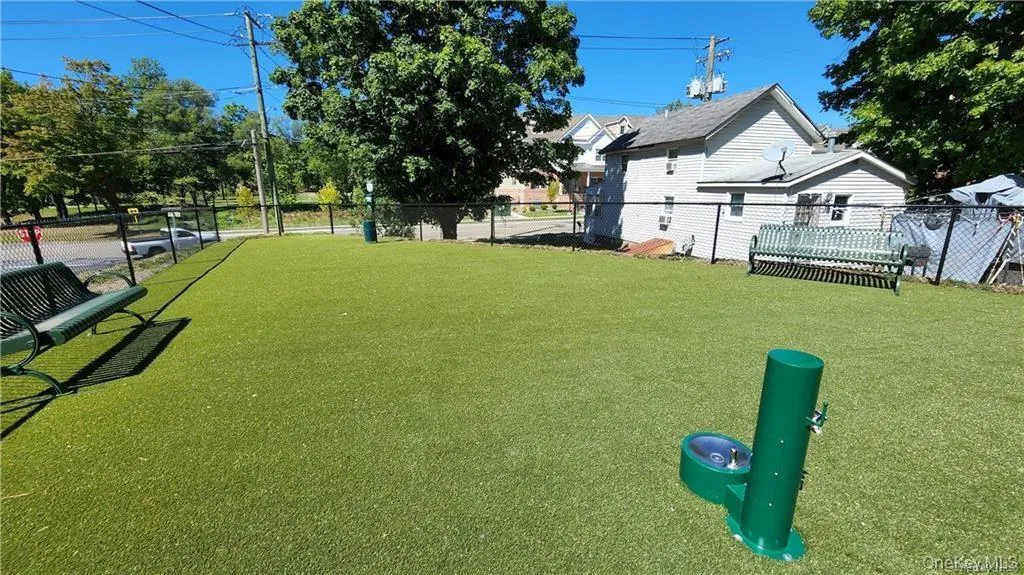 106 Canter Court, Goshen, NY, 2 Bedrooms Bedrooms, 5 Rooms Rooms,2 BathroomsBathrooms,Residential Lease,For Rent,Canter,0,1029577 106 Canter Court, Goshen, NY, 2 Bedrooms Bedrooms, 5 Rooms Rooms,2 BathroomsBathrooms,Residential Lease,For Rent,Canter,0,1029577