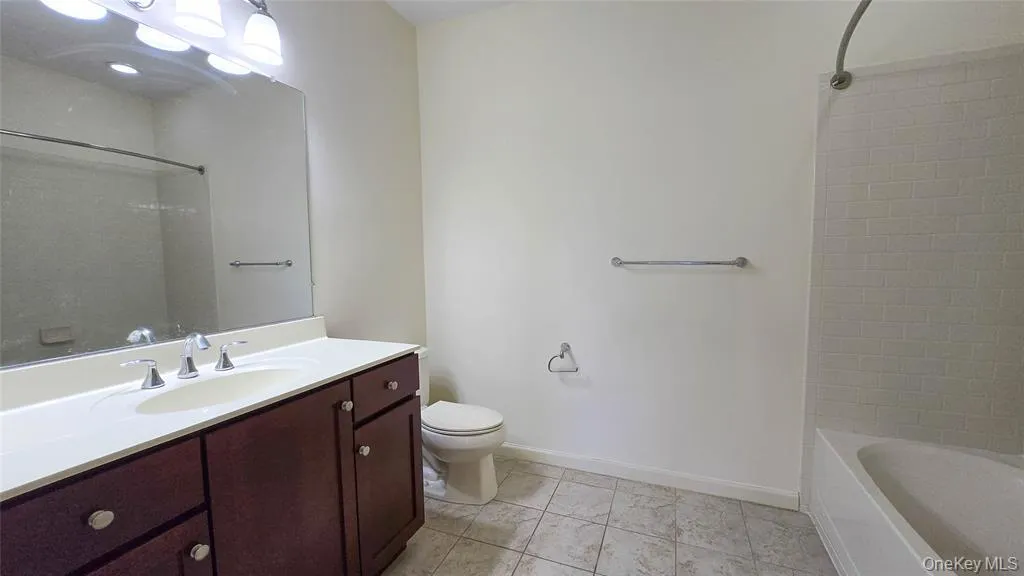 106 Canter Court, Goshen, NY, 2 Bedrooms Bedrooms, 5 Rooms Rooms,2 BathroomsBathrooms,Residential Lease,For Rent,Canter,0,1029577 106 Canter Court, Goshen, NY, 2 Bedrooms Bedrooms, 5 Rooms Rooms,2 BathroomsBathrooms,Residential Lease,For Rent,Canter,0,1029577