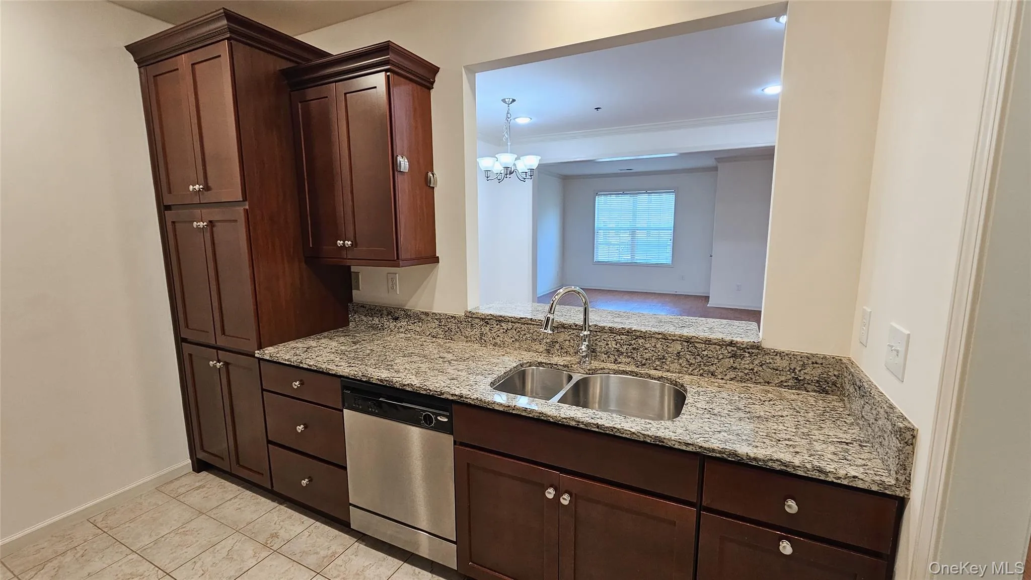 106 Canter Court, Goshen, NY, 2 Bedrooms Bedrooms, 5 Rooms Rooms,2 BathroomsBathrooms,Residential Lease,For Rent,Canter,0,1029577 106 Canter Court, Goshen, NY, 2 Bedrooms Bedrooms, 5 Rooms Rooms,2 BathroomsBathrooms,Residential Lease,For Rent,Canter,0,1029577