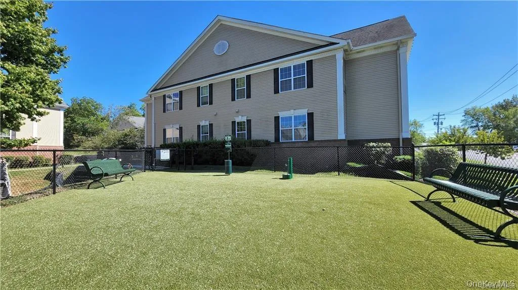 106 Canter Court, Goshen, NY, 2 Bedrooms Bedrooms, 5 Rooms Rooms,2 BathroomsBathrooms,Residential Lease,For Rent,Canter,0,1029577 106 Canter Court, Goshen, NY, 2 Bedrooms Bedrooms, 5 Rooms Rooms,2 BathroomsBathrooms,Residential Lease,For Rent,Canter,0,1029577