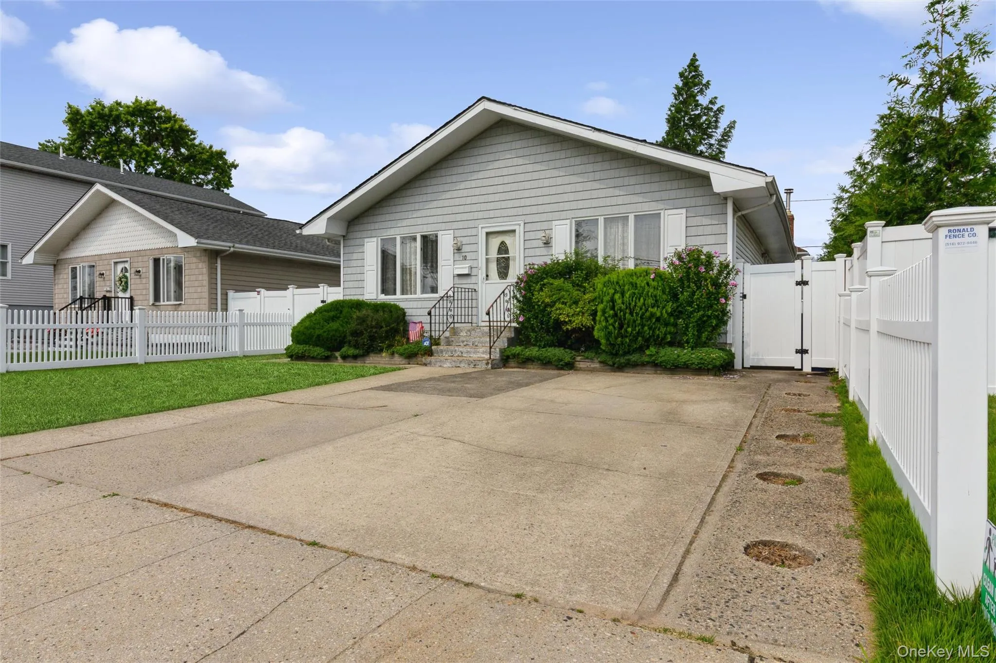 10 Marina Road, Hempstead, NY, 3 Bedrooms Bedrooms, 6 Rooms Rooms,1 BathroomBathrooms,Residential,For Rent,Marina,0,1029581 10 Marina Road, Hempstead, NY, 3 Bedrooms Bedrooms, 6 Rooms Rooms,1 BathroomBathrooms,Residential,For Rent,Marina,0,1029581