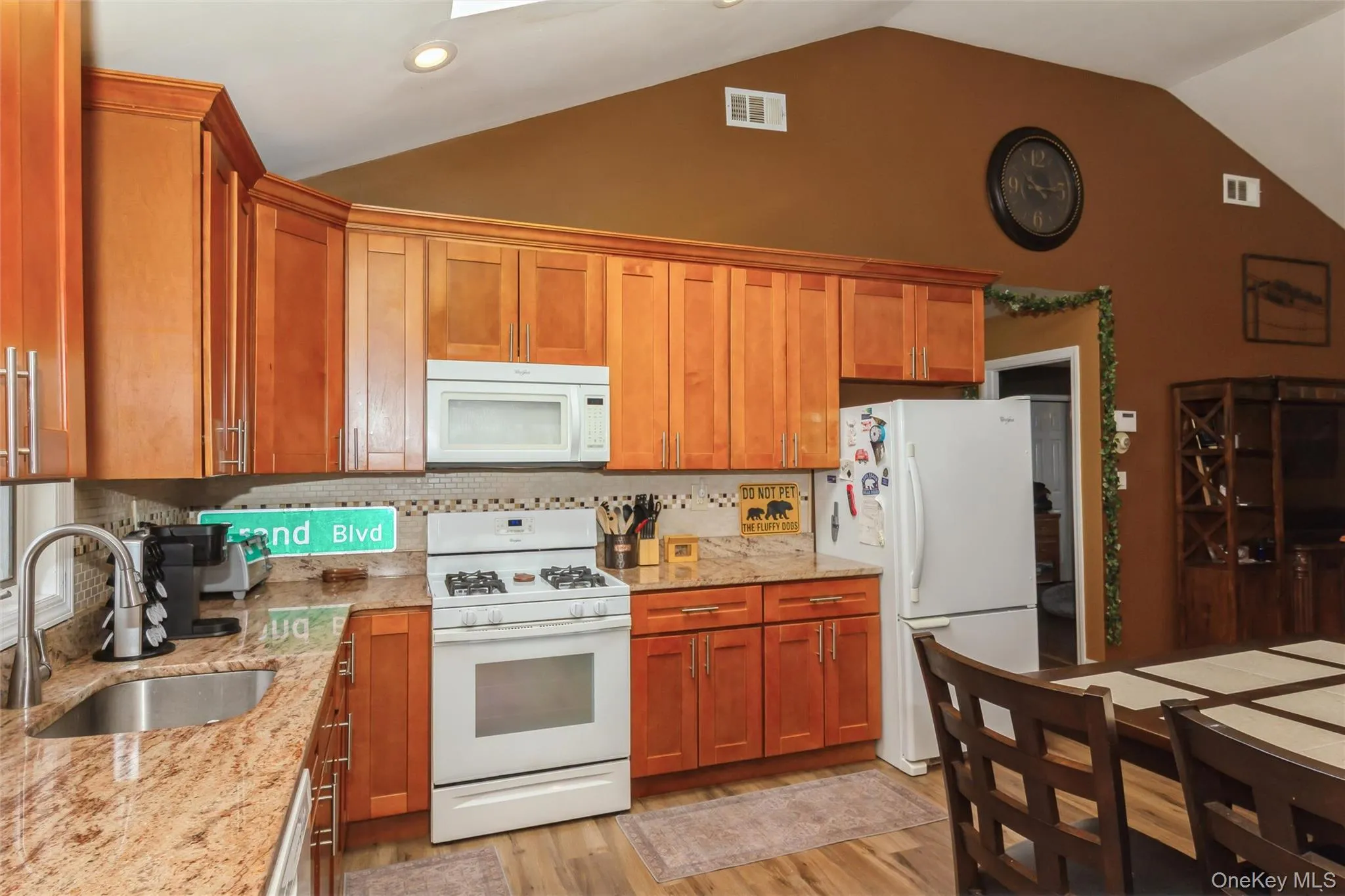 10 Marina Road, Hempstead, NY, 3 Bedrooms Bedrooms, 6 Rooms Rooms,1 BathroomBathrooms,Residential,For Rent,Marina,0,1029581 10 Marina Road, Hempstead, NY, 3 Bedrooms Bedrooms, 6 Rooms Rooms,1 BathroomBathrooms,Residential,For Rent,Marina,0,1029581