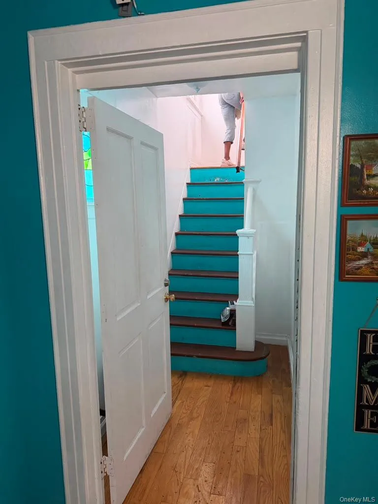 22823 Mentone Avenue, New York, NY, 3 Bedroom Bedrooms, 6 Room Rooms,1 BathroomBathrooms,Residential Lease,For Rent,Mentone,0,1029582 22823 Mentone Avenue, New York, NY, 3 Bedroom Bedrooms, 6 Room Rooms,1 BathroomBathrooms,Residential Lease,For Rent,Mentone,0,1029582