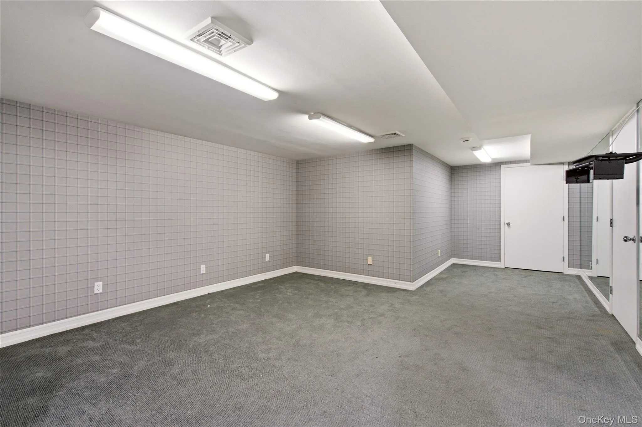 1620 Old Cedar Swamp Road, Oyster Bay, NY, 7 Bedrooms Bedrooms, 15 Rooms Rooms,5 BathroomsBathrooms,Residential,For Rent,Old Cedar Swamp,0,1029584 1620 Old Cedar Swamp Road, Oyster Bay, NY, 7 Bedrooms Bedrooms, 15 Rooms Rooms,5 BathroomsBathrooms,Residential,For Rent,Old Cedar Swamp,0,1029584