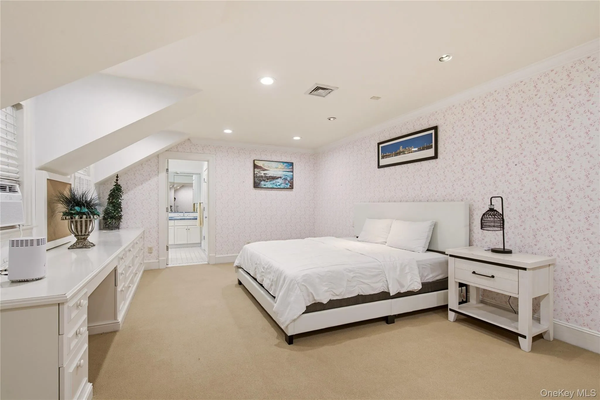 1620 Old Cedar Swamp Road, Oyster Bay, NY, 7 Bedrooms Bedrooms, 15 Rooms Rooms,5 BathroomsBathrooms,Residential,For Rent,Old Cedar Swamp,0,1029584 1620 Old Cedar Swamp Road, Oyster Bay, NY, 7 Bedrooms Bedrooms, 15 Rooms Rooms,5 BathroomsBathrooms,Residential,For Rent,Old Cedar Swamp,0,1029584