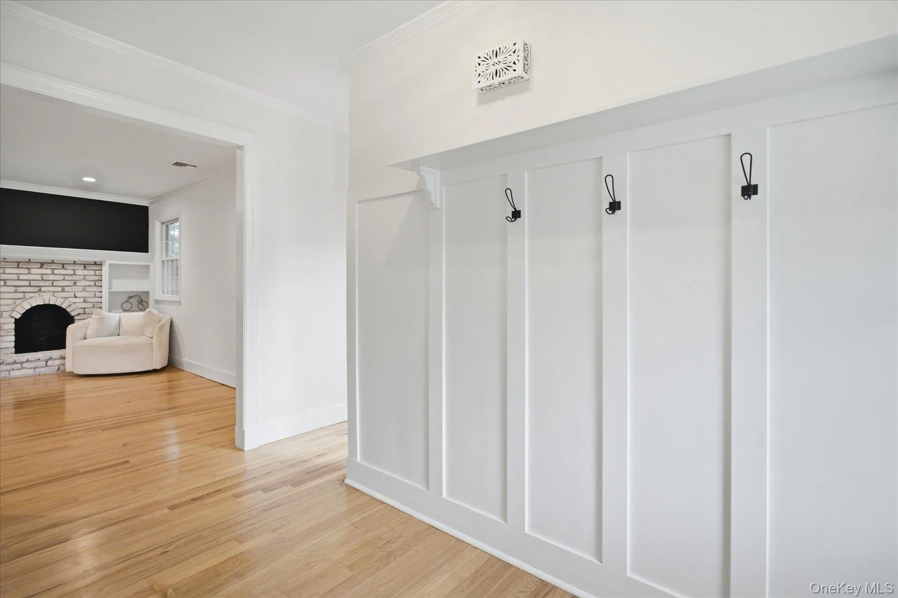 37 Storyland Lane, Brookhaven, NY, 3 Bedrooms Bedrooms, 10 Rooms Rooms,2 BathroomsBathrooms,Residential,For Rent,Storyland,0,1029586 37 Storyland Lane, Brookhaven, NY, 3 Bedrooms Bedrooms, 10 Rooms Rooms,2 BathroomsBathrooms,Residential,For Rent,Storyland,0,1029586