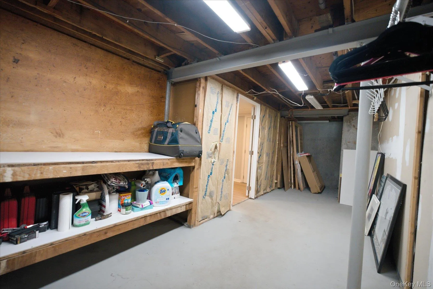 37 Storyland Lane, Brookhaven, NY, 3 Bedrooms Bedrooms, 10 Rooms Rooms,2 BathroomsBathrooms,Residential,For Rent,Storyland,0,1029586 37 Storyland Lane, Brookhaven, NY, 3 Bedrooms Bedrooms, 10 Rooms Rooms,2 BathroomsBathrooms,Residential,For Rent,Storyland,0,1029586