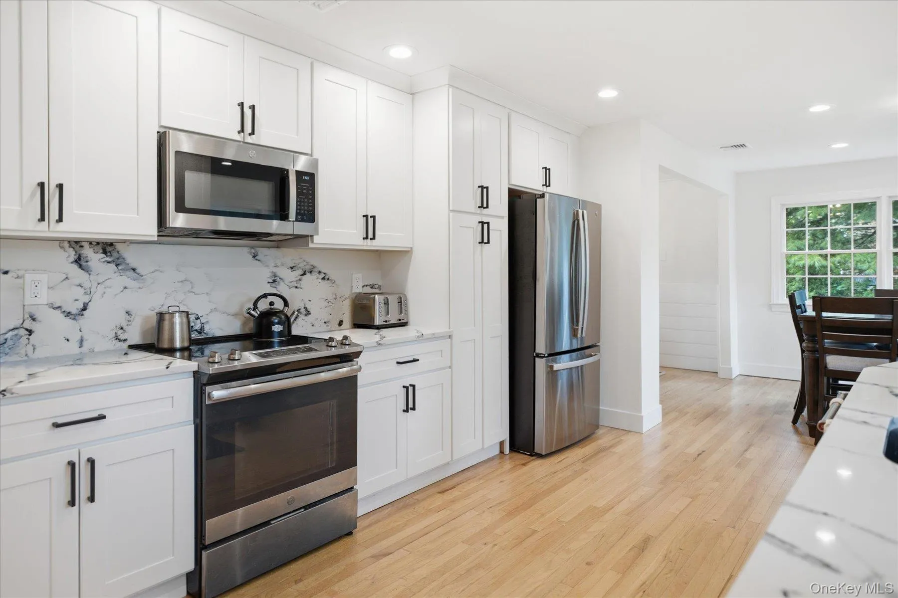 37 Storyland Lane, Brookhaven, NY, 3 Bedrooms Bedrooms, 10 Rooms Rooms,2 BathroomsBathrooms,Residential,For Rent,Storyland,0,1029586 37 Storyland Lane, Brookhaven, NY, 3 Bedrooms Bedrooms, 10 Rooms Rooms,2 BathroomsBathrooms,Residential,For Rent,Storyland,0,1029586