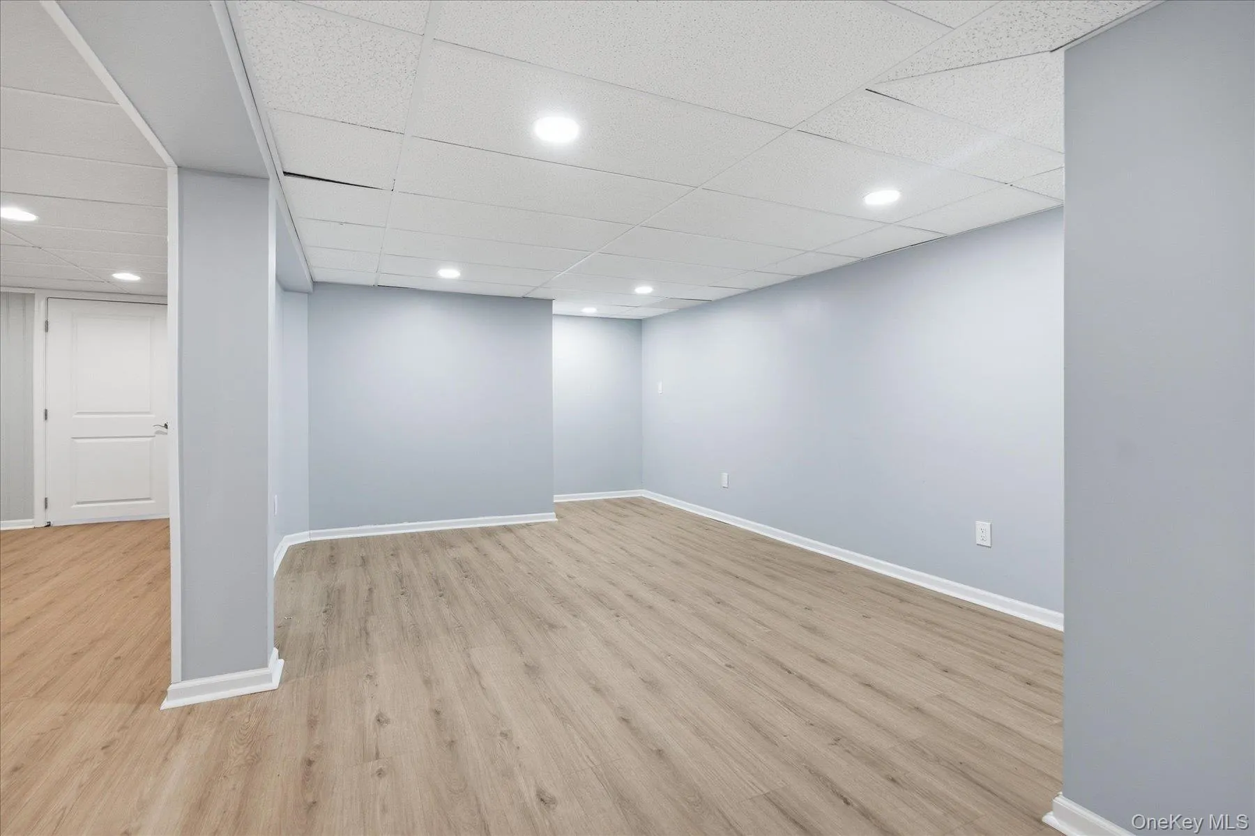 37 Storyland Lane, Brookhaven, NY, 3 Bedrooms Bedrooms, 10 Rooms Rooms,2 BathroomsBathrooms,Residential,For Rent,Storyland,0,1029586 37 Storyland Lane, Brookhaven, NY, 3 Bedrooms Bedrooms, 10 Rooms Rooms,2 BathroomsBathrooms,Residential,For Rent,Storyland,0,1029586