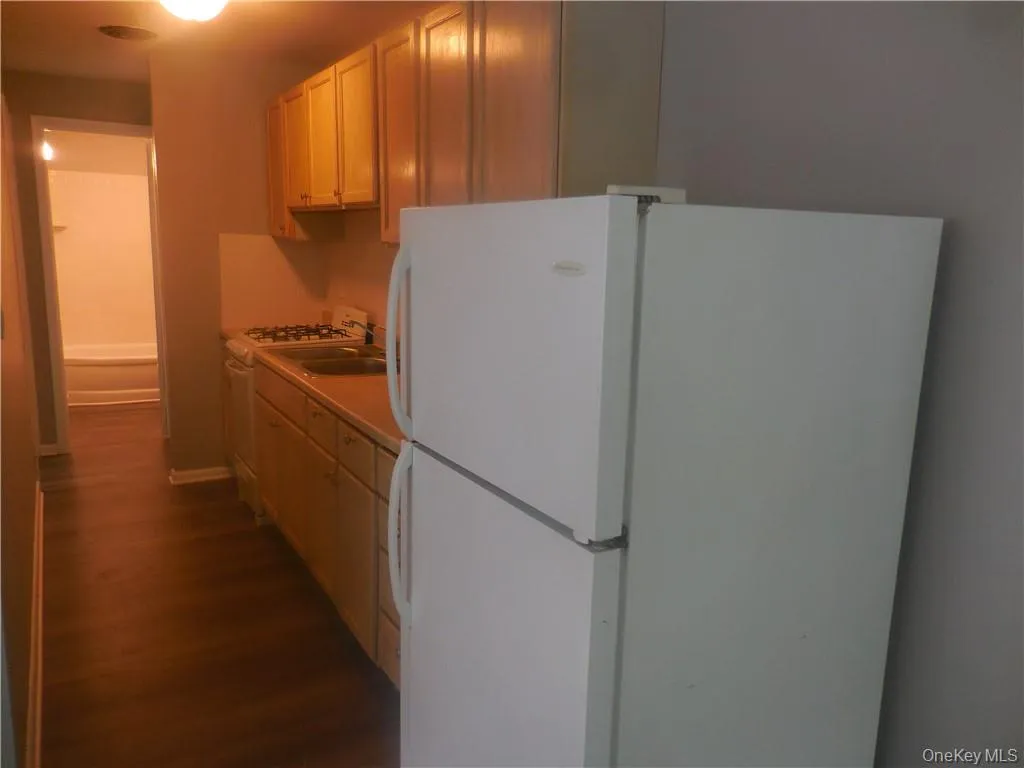 41 Willow Avenue, Cornwall, NY, 1 Bedroom Bedrooms, 2 Rooms Rooms,1 BathroomBathrooms,Residential Lease,For Rent,Willow,0,1029591 41 Willow Avenue, Cornwall, NY, 1 Bedroom Bedrooms, 2 Rooms Rooms,1 BathroomBathrooms,Residential Lease,For Rent,Willow,0,1029591