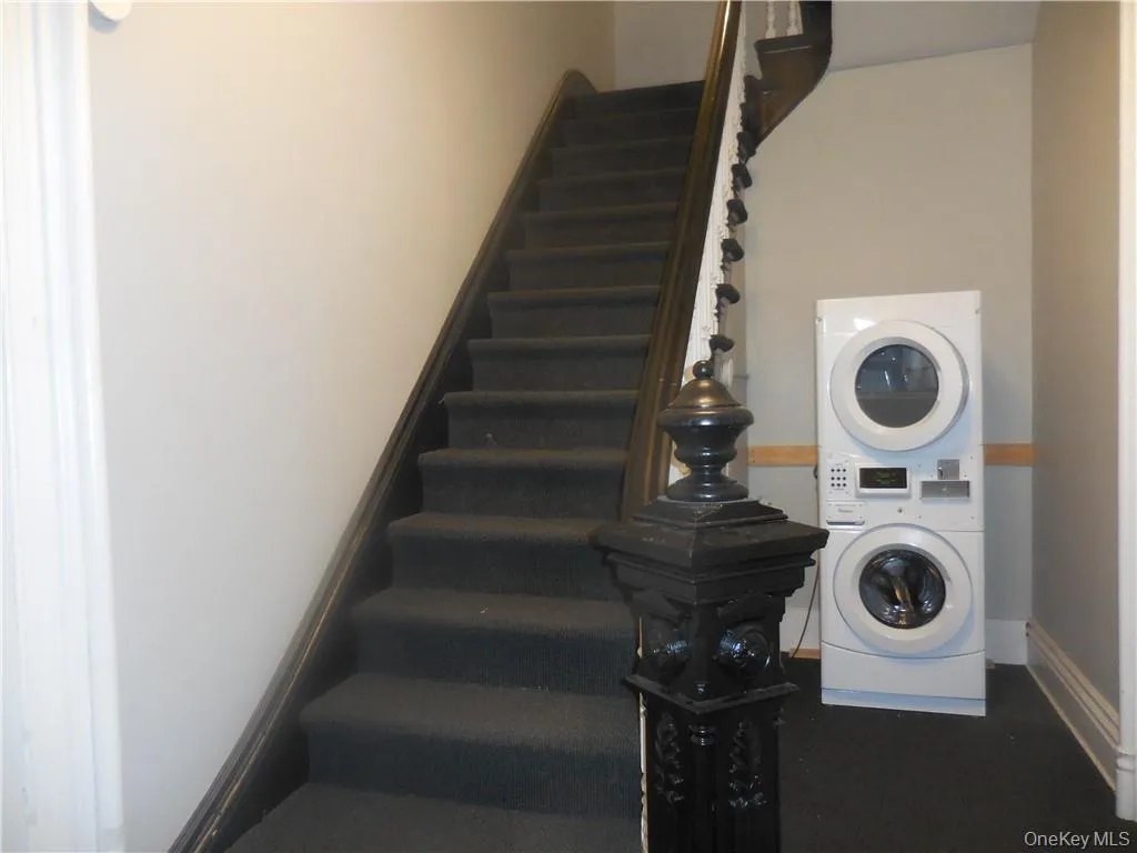 41 Willow Avenue, Cornwall, NY, 1 Bedroom Bedrooms, 2 Rooms Rooms,1 BathroomBathrooms,Residential Lease,For Rent,Willow,0,1029591 41 Willow Avenue, Cornwall, NY, 1 Bedroom Bedrooms, 2 Rooms Rooms,1 BathroomBathrooms,Residential Lease,For Rent,Willow,0,1029591