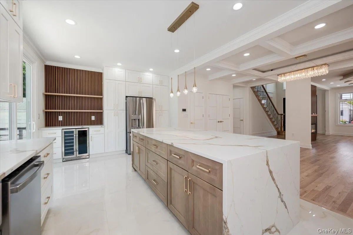 64 Landau Avenue, Hempstead, NY, 5 Bedrooms Bedrooms, 10 Rooms Rooms,6 BathroomsBathrooms,Residential,For Rent,Landau,0,1029593 64 Landau Avenue, Hempstead, NY, 5 Bedrooms Bedrooms, 10 Rooms Rooms,6 BathroomsBathrooms,Residential,For Rent,Landau,0,1029593