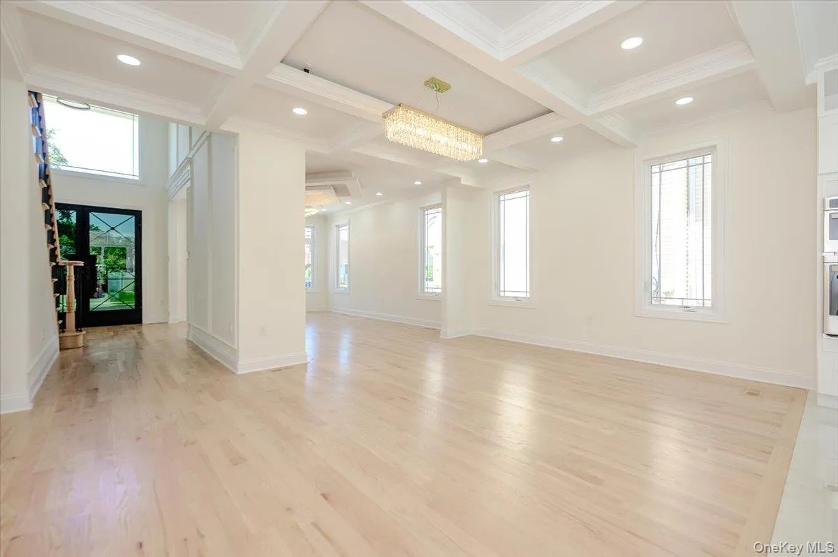 64 Landau Avenue, Hempstead, NY, 5 Bedrooms Bedrooms, 10 Rooms Rooms,6 BathroomsBathrooms,Residential,For Rent,Landau,0,1029593 64 Landau Avenue, Hempstead, NY, 5 Bedrooms Bedrooms, 10 Rooms Rooms,6 BathroomsBathrooms,Residential,For Rent,Landau,0,1029593