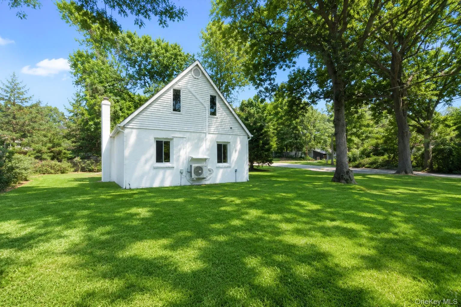 60 Morris Avenue, Brookhaven, NY, 2 Bedrooms Bedrooms, 4 Rooms Rooms,1 BathroomBathrooms,Residential Lease,For Rent,Morris,0,1029594 60 Morris Avenue, Brookhaven, NY, 2 Bedrooms Bedrooms, 4 Rooms Rooms,1 BathroomBathrooms,Residential Lease,For Rent,Morris,0,1029594