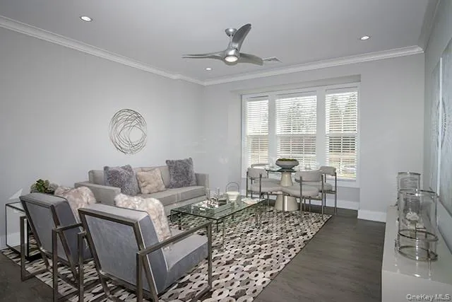75 Circle Drive, Islip, NY, 1 Bedroom Bedrooms, 4 Rooms Rooms,1 BathroomBathrooms,Residential Lease,For Rent,Circle,0,1029595 75 Circle Drive, Islip, NY, 1 Bedroom Bedrooms, 4 Rooms Rooms,1 BathroomBathrooms,Residential Lease,For Rent,Circle,0,1029595
