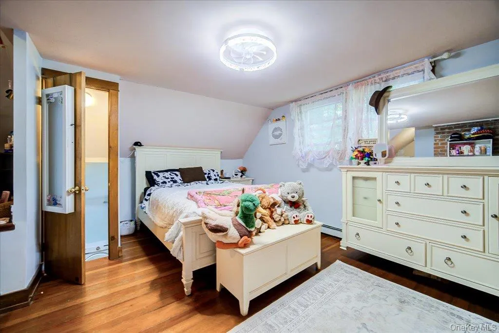 Bedroom Bedroom