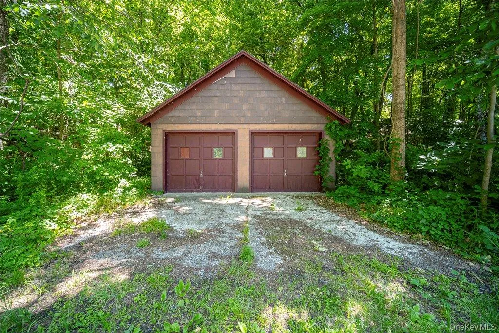 10-12 Woodlea Road, Clinton, NY, 7 Bedrooms Bedrooms, 7 Rooms Rooms,4 BathroomsBathrooms,Residential,For Rent,Woodlea,0,1029597 10-12 Woodlea Road, Clinton, NY, 7 Bedrooms Bedrooms, 7 Rooms Rooms,4 BathroomsBathrooms,Residential,For Rent,Woodlea,0,1029597