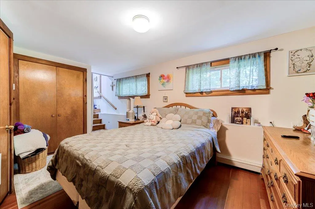 10-12 Woodlea Road, Clinton, NY, 7 Bedrooms Bedrooms, 7 Rooms Rooms,4 BathroomsBathrooms,Residential,For Rent,Woodlea,0,1029597 10-12 Woodlea Road, Clinton, NY, 7 Bedrooms Bedrooms, 7 Rooms Rooms,4 BathroomsBathrooms,Residential,For Rent,Woodlea,0,1029597