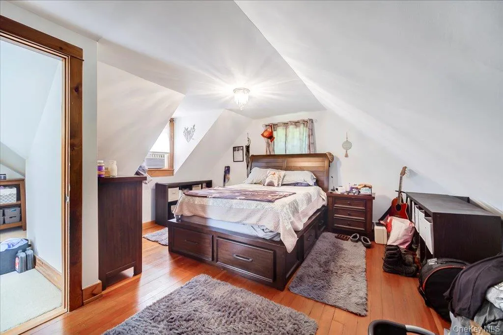 10-12 Woodlea Road, Clinton, NY, 7 Bedrooms Bedrooms, 7 Rooms Rooms,4 BathroomsBathrooms,Residential,For Rent,Woodlea,0,1029597 10-12 Woodlea Road, Clinton, NY, 7 Bedrooms Bedrooms, 7 Rooms Rooms,4 BathroomsBathrooms,Residential,For Rent,Woodlea,0,1029597