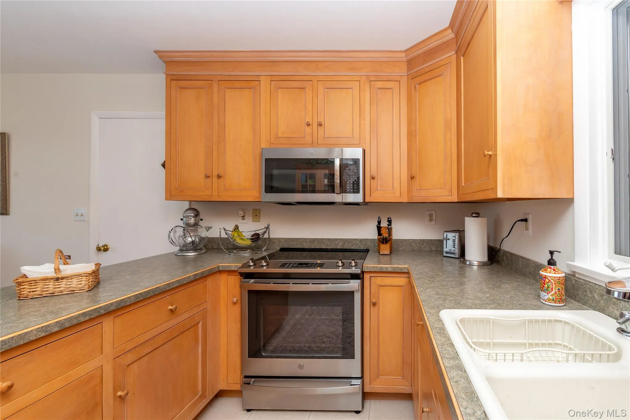 21 Overlook Drive, Pawling, NY, 3 Bedrooms Bedrooms, 8 Rooms Rooms,2 BathroomsBathrooms,Residential,For Rent,Overlook,0,1029600 21 Overlook Drive, Pawling, NY, 3 Bedrooms Bedrooms, 8 Rooms Rooms,2 BathroomsBathrooms,Residential,For Rent,Overlook,0,1029600