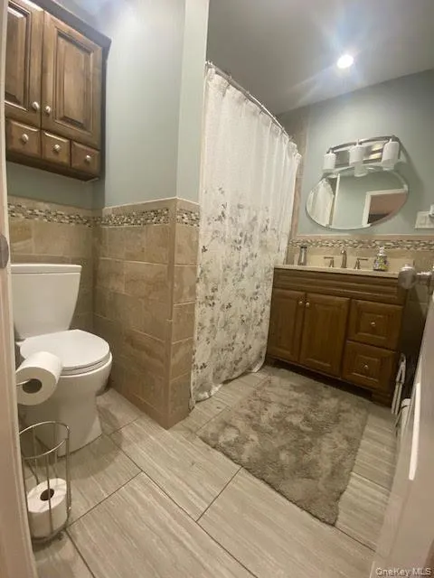 4 Harrison Avenue, Brookhaven, NY, 4 Bedrooms Bedrooms, 11 Rooms Rooms,4 BathroomsBathrooms,Residential,For Rent,Harrison,0,1029604 4 Harrison Avenue, Brookhaven, NY, 4 Bedrooms Bedrooms, 11 Rooms Rooms,4 BathroomsBathrooms,Residential,For Rent,Harrison,0,1029604
