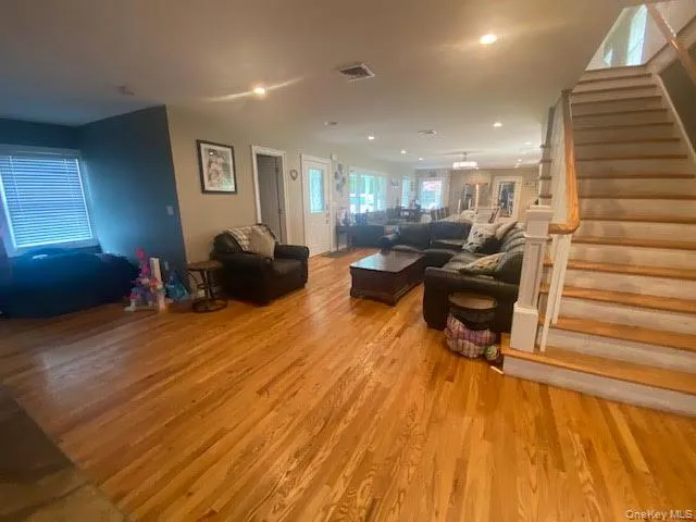 4 Harrison Avenue, Brookhaven, NY, 4 Bedrooms Bedrooms, 11 Rooms Rooms,4 BathroomsBathrooms,Residential,For Rent,Harrison,0,1029604 4 Harrison Avenue, Brookhaven, NY, 4 Bedrooms Bedrooms, 11 Rooms Rooms,4 BathroomsBathrooms,Residential,For Rent,Harrison,0,1029604