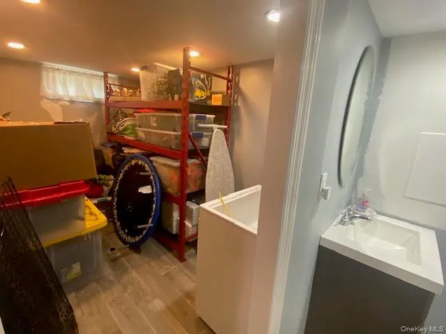 4 Harrison Avenue, Brookhaven, NY, 4 Bedrooms Bedrooms, 11 Rooms Rooms,4 BathroomsBathrooms,Residential,For Rent,Harrison,0,1029604 4 Harrison Avenue, Brookhaven, NY, 4 Bedrooms Bedrooms, 11 Rooms Rooms,4 BathroomsBathrooms,Residential,For Rent,Harrison,0,1029604