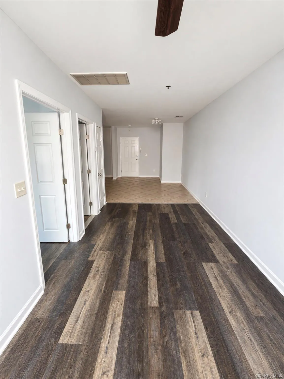 210 Main Street, Brookhaven, NY, 1 Bedroom Bedrooms, 3 Rooms Rooms,1 BathroomBathrooms,Residential Lease,For Rent,Main,0,1029605 210 Main Street, Brookhaven, NY, 1 Bedroom Bedrooms, 3 Rooms Rooms,1 BathroomBathrooms,Residential Lease,For Rent,Main,0,1029605