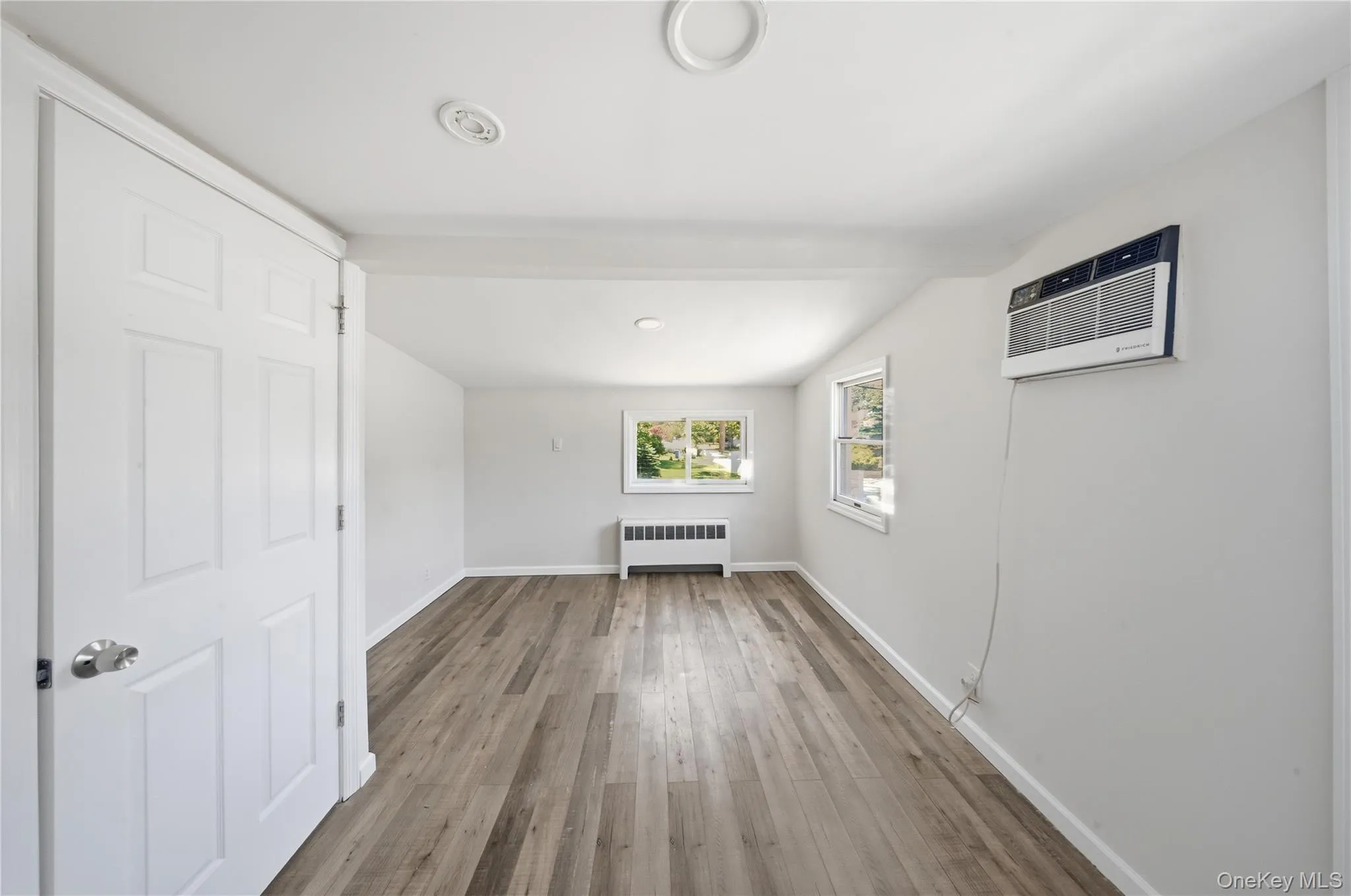 99 Green Avenue, Brookhaven, NY, 3 Bedrooms Bedrooms, 7 Rooms Rooms,2 BathroomsBathrooms,Residential,For Rent,Green,0,1029615 99 Green Avenue, Brookhaven, NY, 3 Bedrooms Bedrooms, 7 Rooms Rooms,2 BathroomsBathrooms,Residential,For Rent,Green,0,1029615